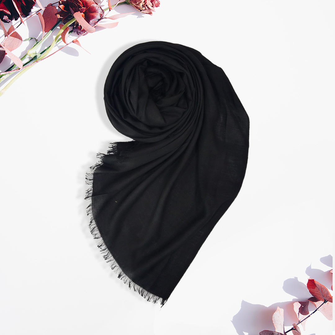 Elegant Regular Scarf - Black