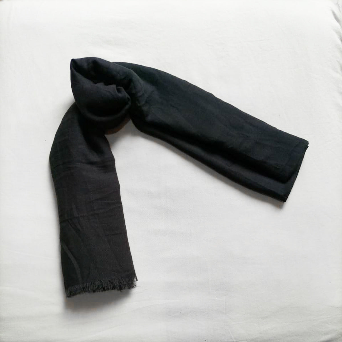 Soft Scarf - Breathable - BLACK